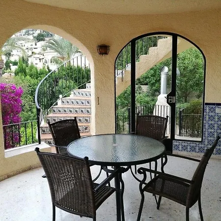 Casa vacanze Ferienhaus In Mit Grossem Pool Und Panoramablick